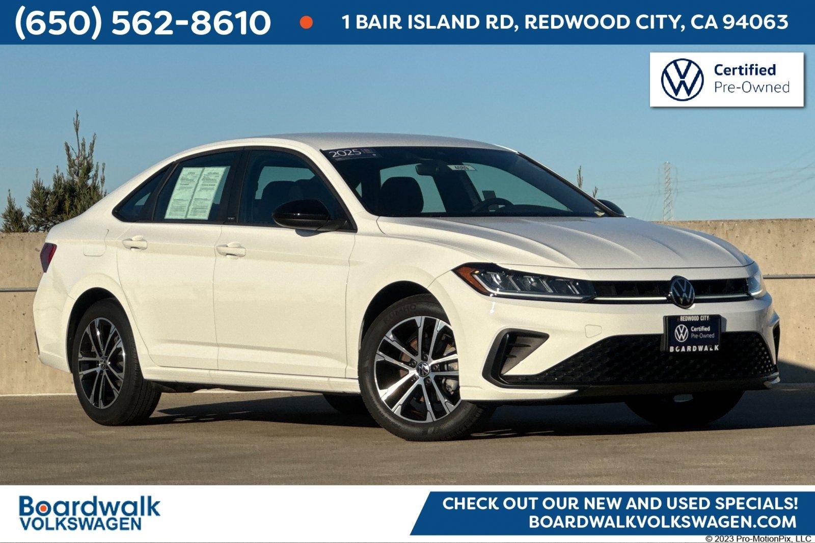 Certified 2025 Volkswagen Jetta Sport image 1