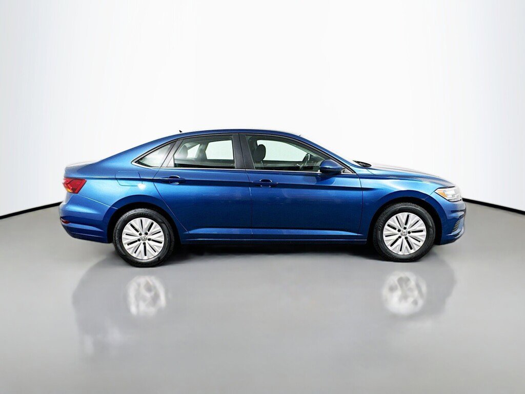 Used 2019 Volkswagen Jetta S image 6