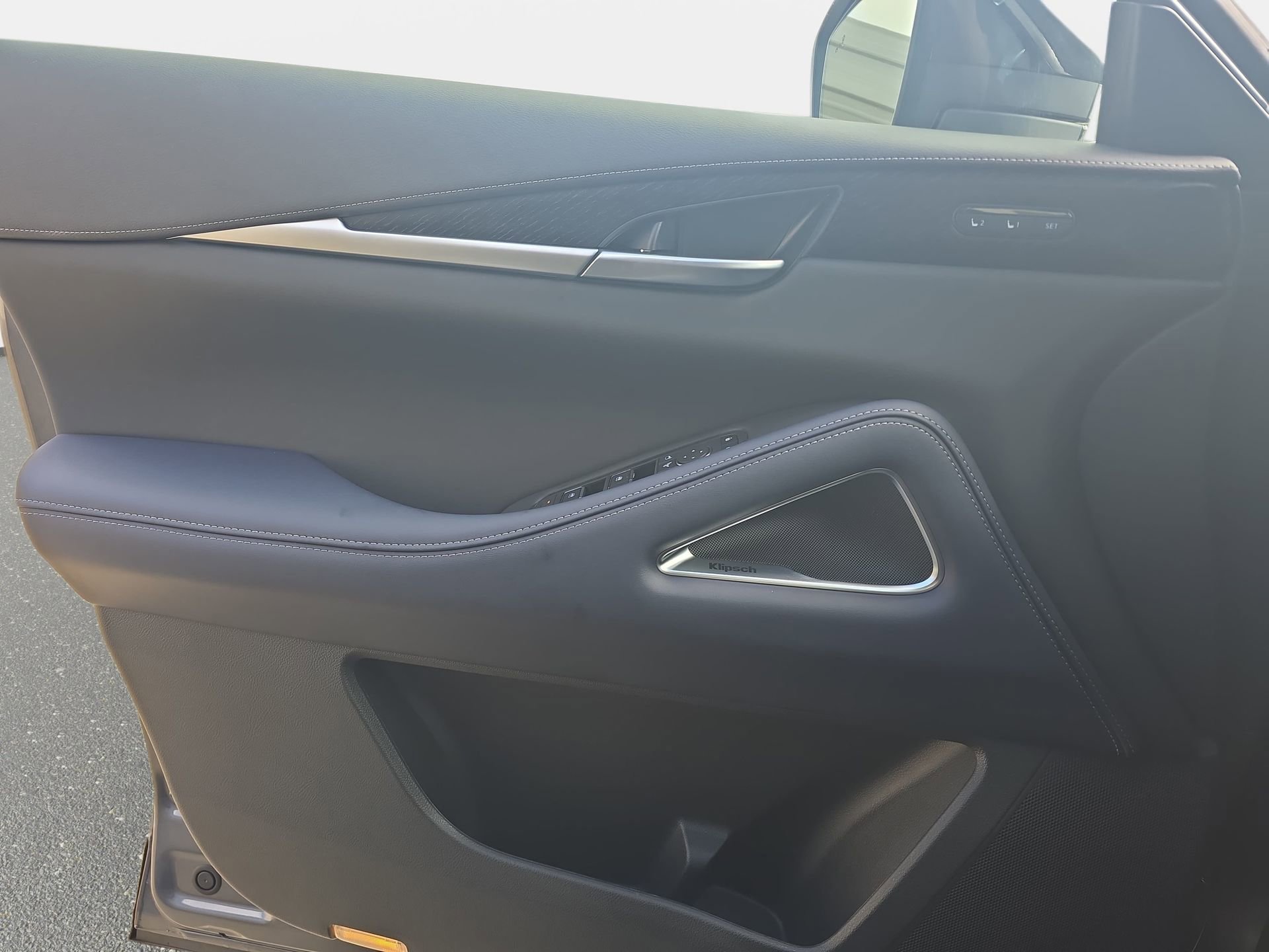 New 2026 INFINITI QX60 Sport w/ Dark Cargo Package image 26