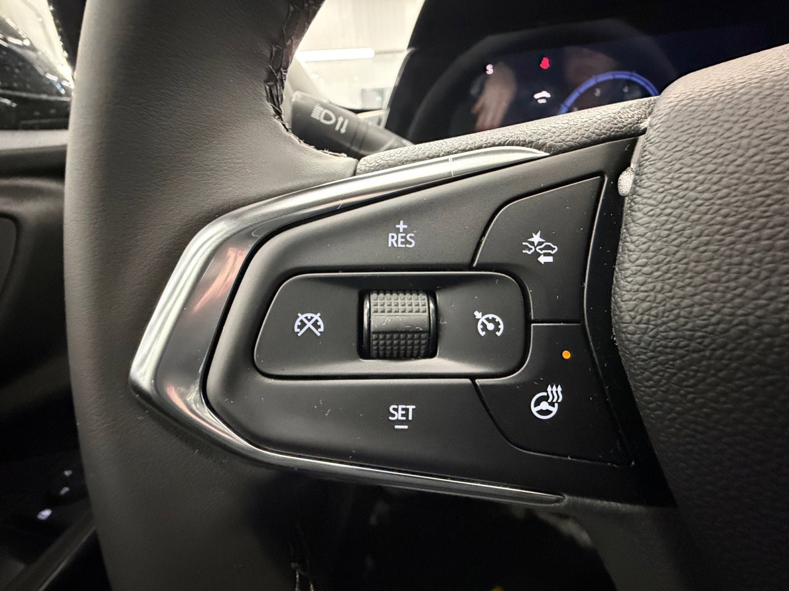 New 2026 Chevrolet Trax LT w/ Driver Confidence Package image 16