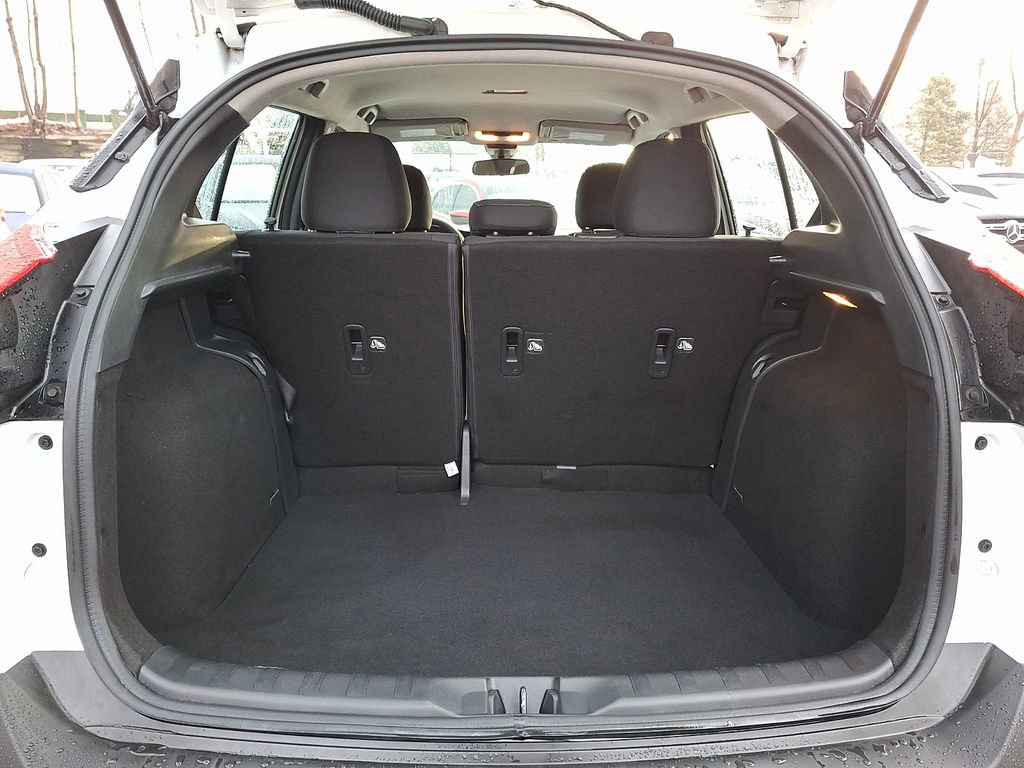 Used 2020 Nissan Kicks S image 25