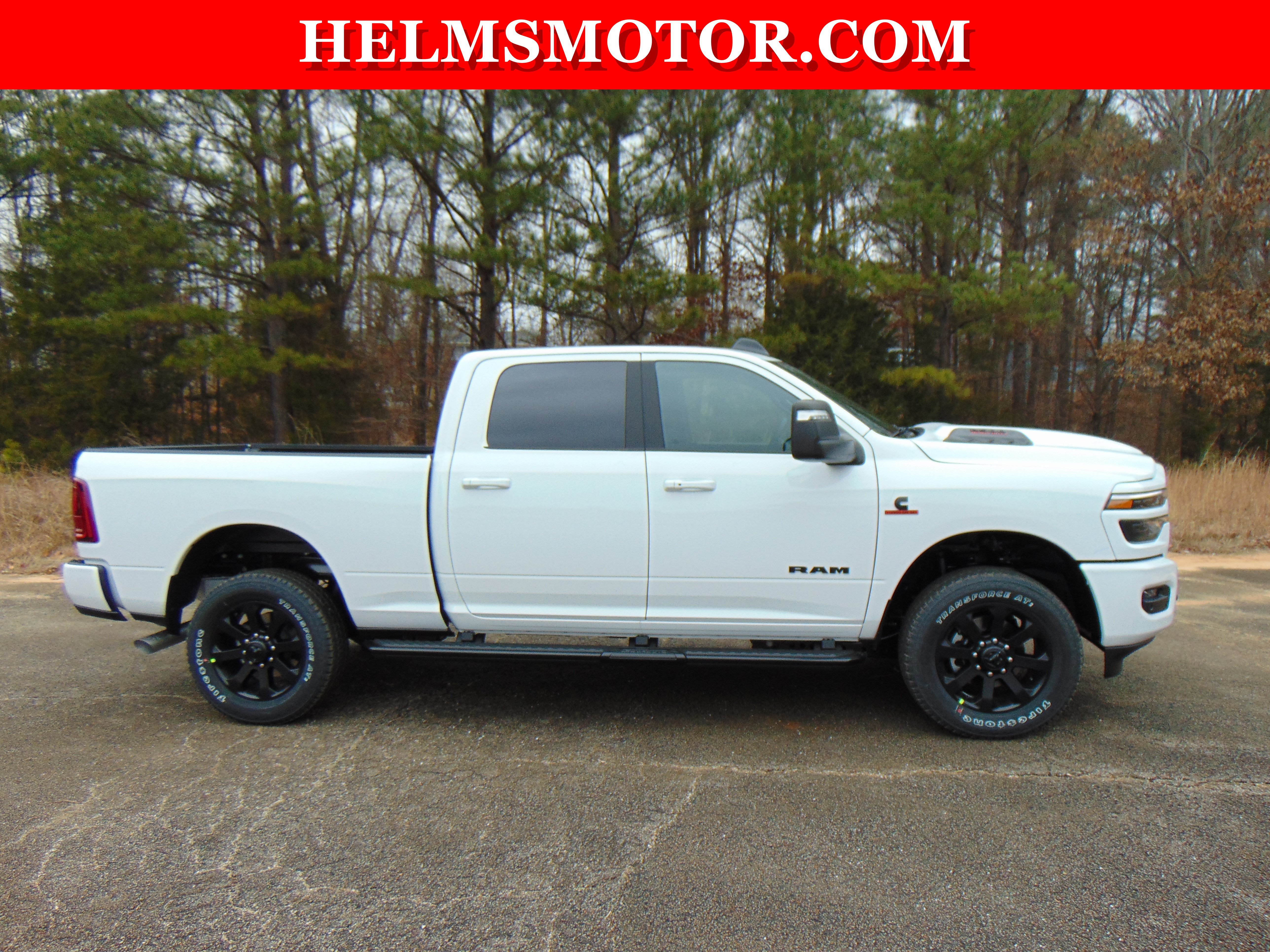 New 2026 RAM 2500 Laramie AWD/4WD image 11