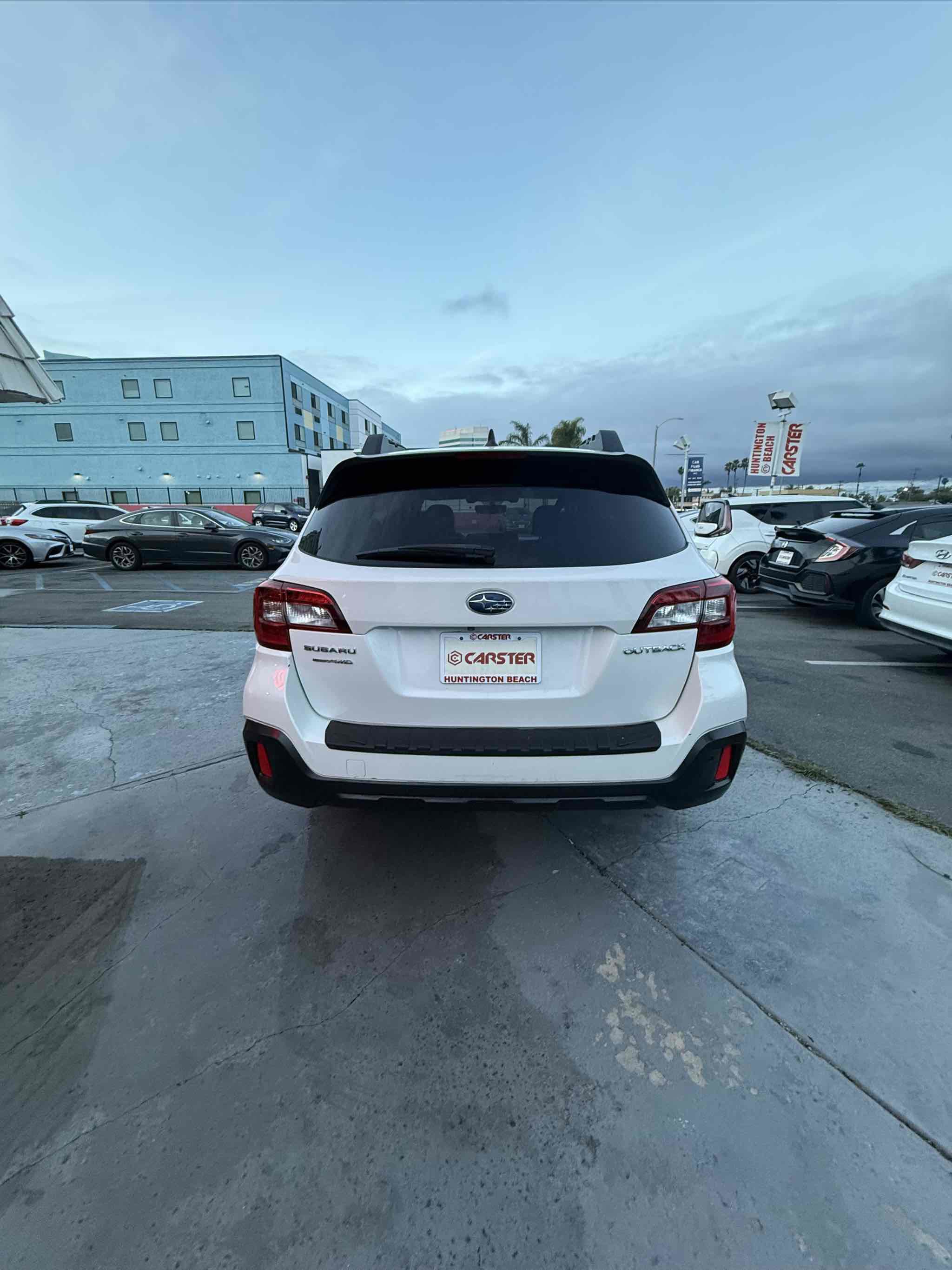 Used 2018 Subaru Outback 2.5i Limited image 4