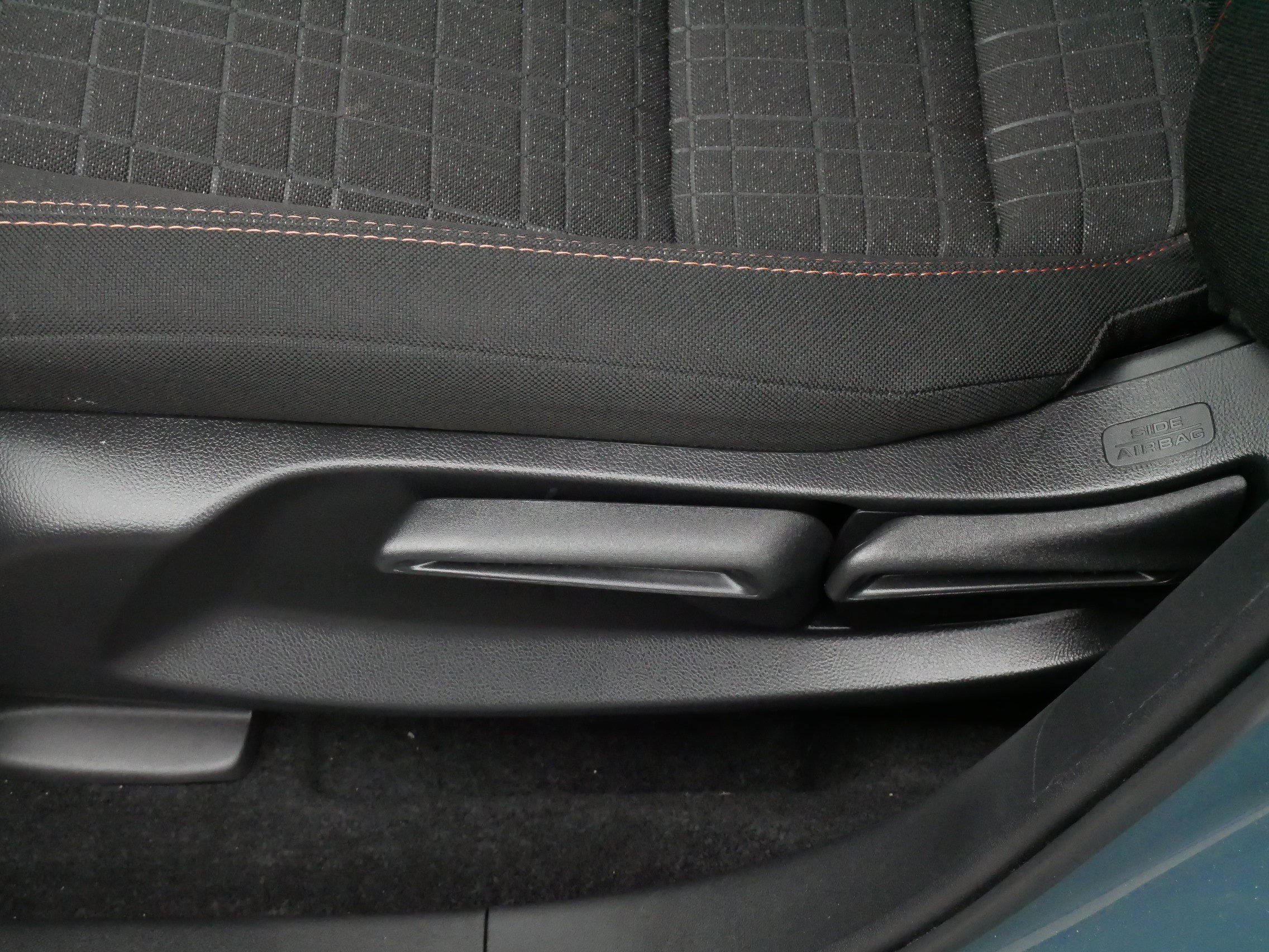 Used 2025 Honda HR-V Sport image 20