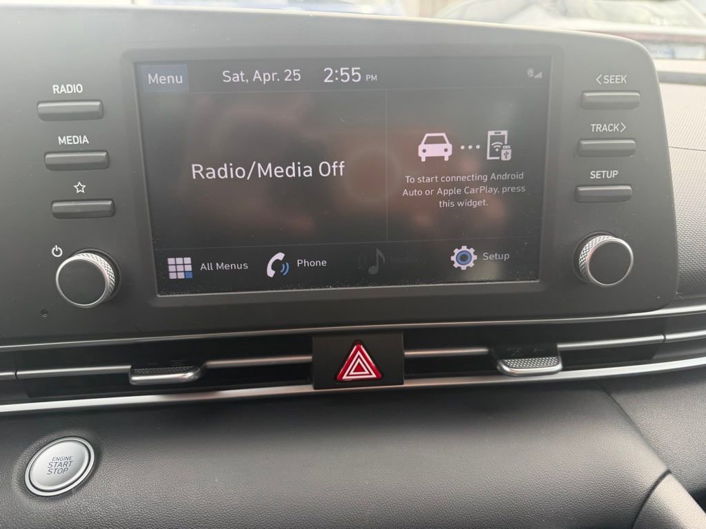 Used 2021 Hyundai Elantra SEL FWD image 9