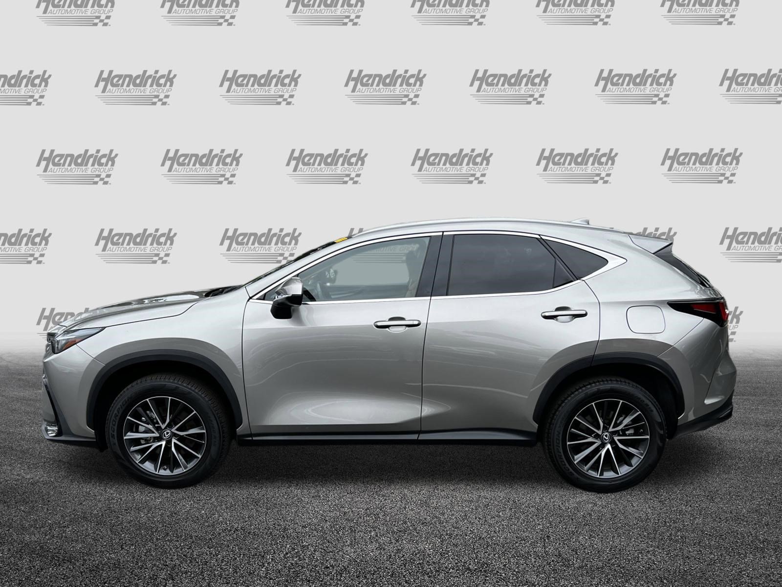 Used 2023 Lexus NX 350 AWD image 6