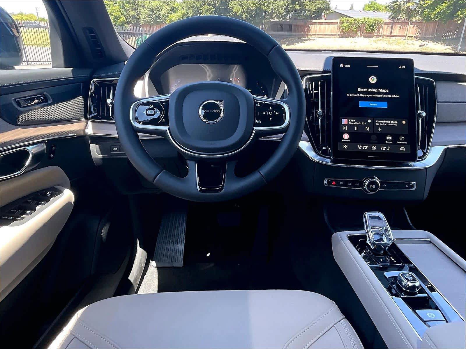 New 2026 Volvo XC90 T8 Plus w/ Protection Package AWD/4WD image 15