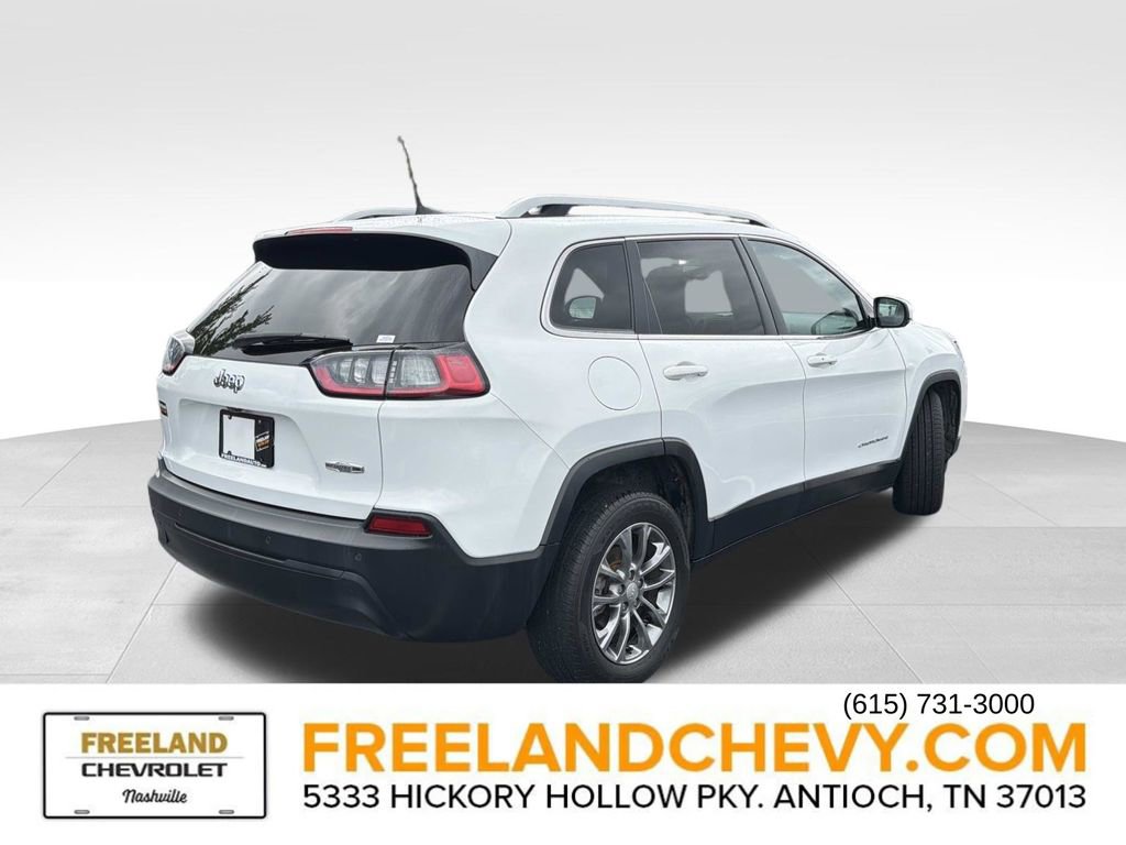 Used 2019 Jeep Cherokee Latitude Plus w/ Comfort/Convenience Group FWD image 3
