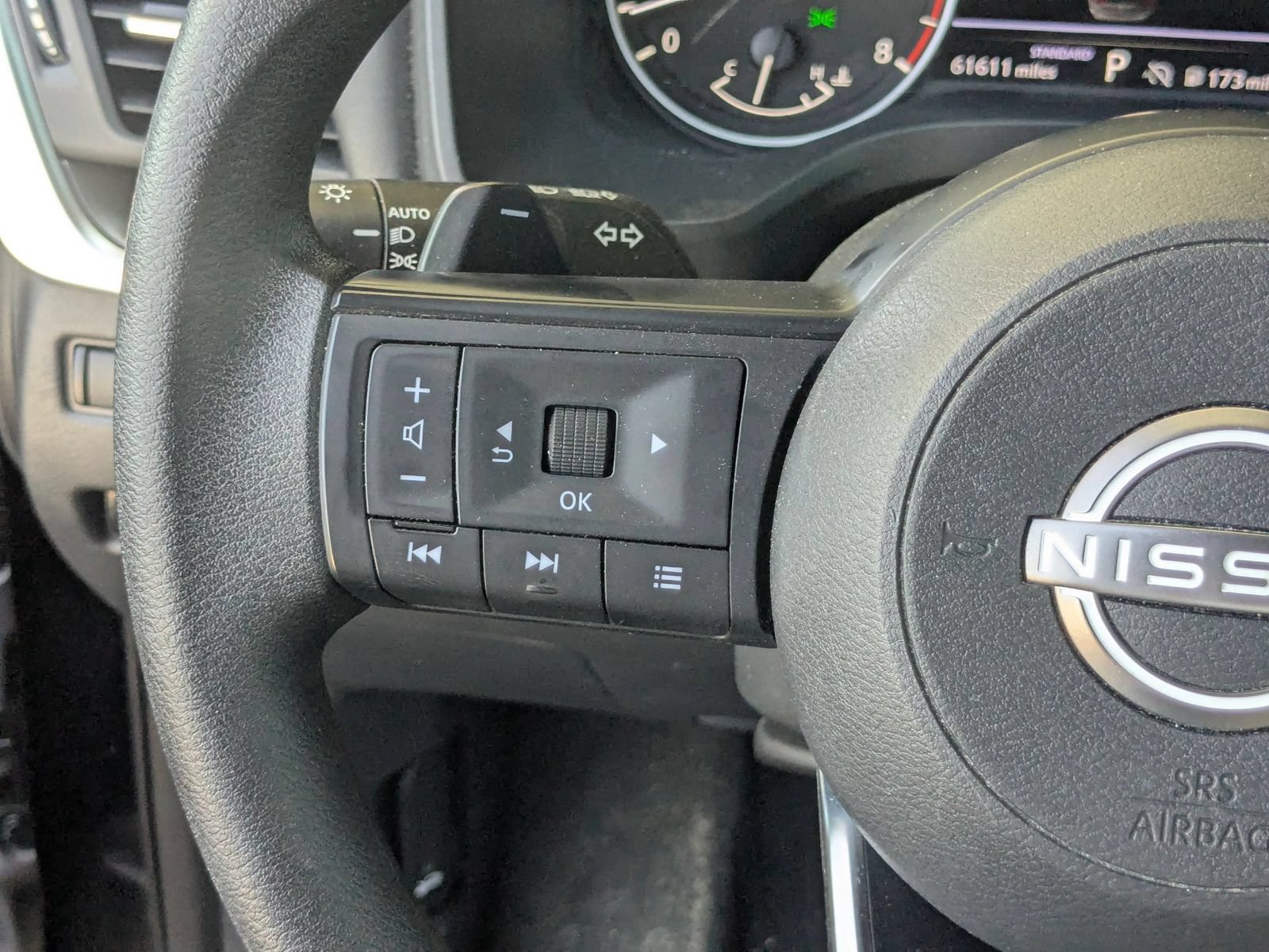 Used 2024 Nissan Rogue SV FWD image 15