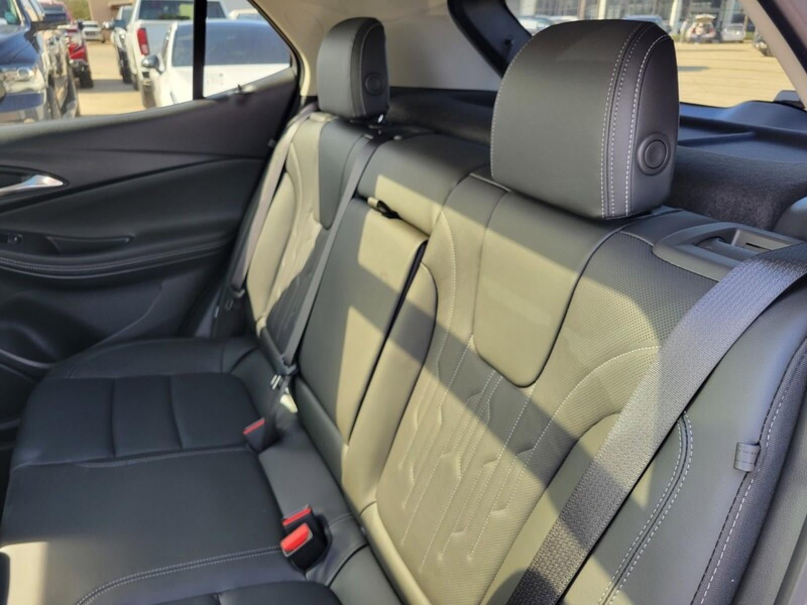 New 2026 Buick Encore GX Avenir w/ Avenir Technology Package FWD image 29
