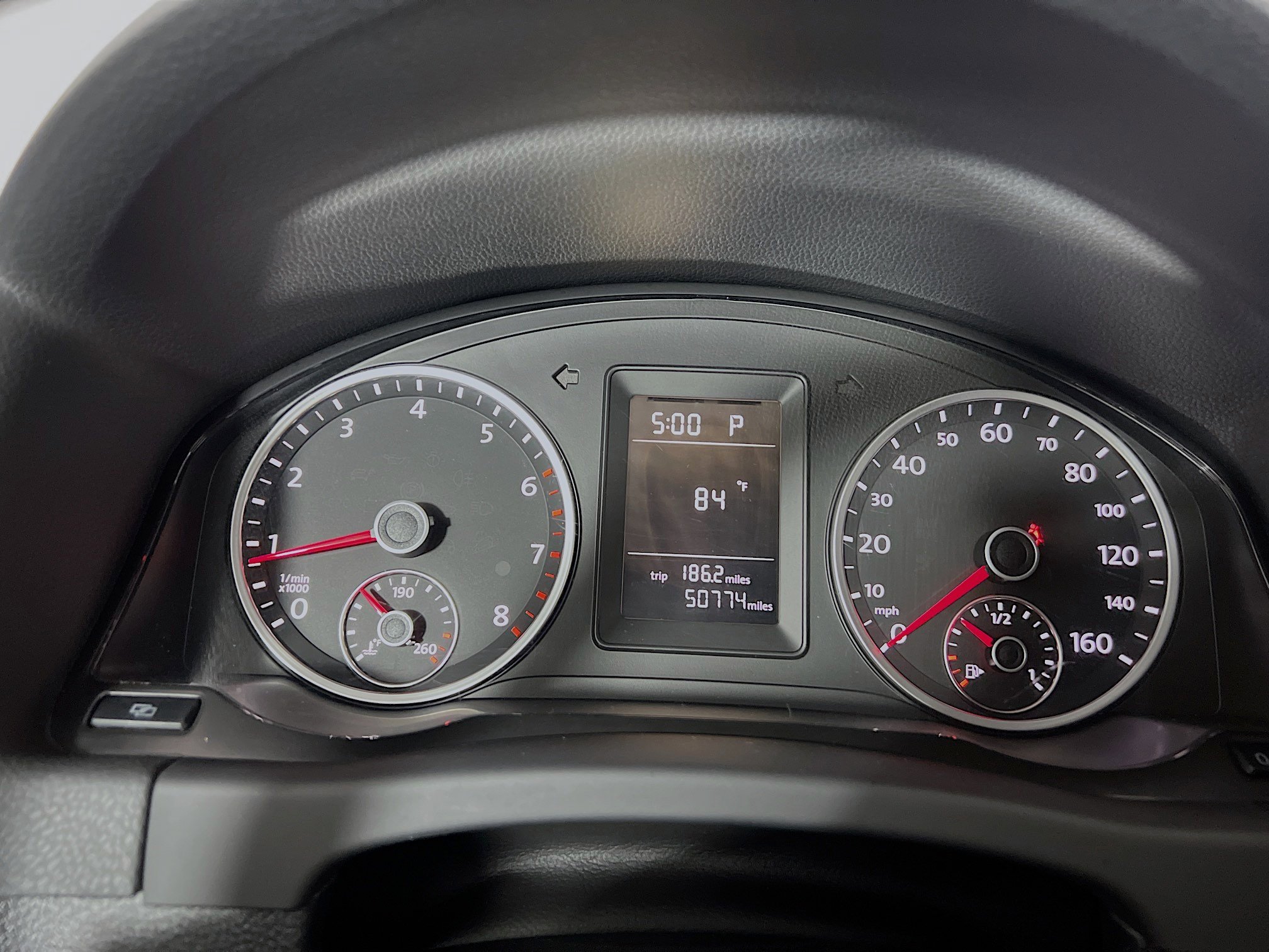 Used 2010 Volkswagen Tiguan S image 21