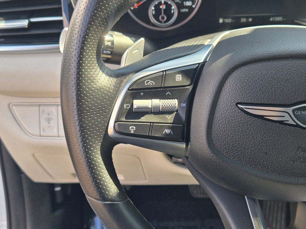 Used 2025 Genesis G70 2.5T image 31