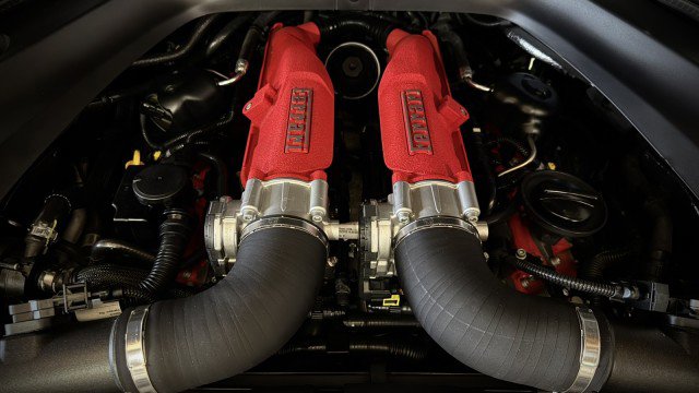 Used 2015 Ferrari California T image 52