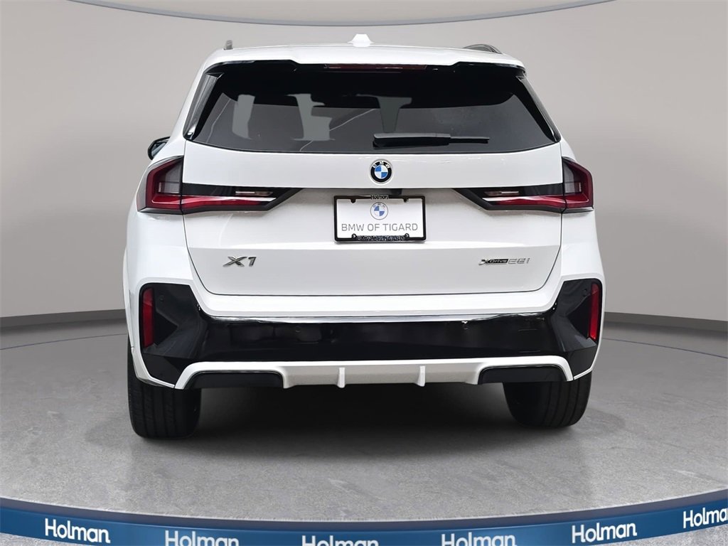 Used 2023 BMW X1 xDrive28i w/ Premium Package image 7