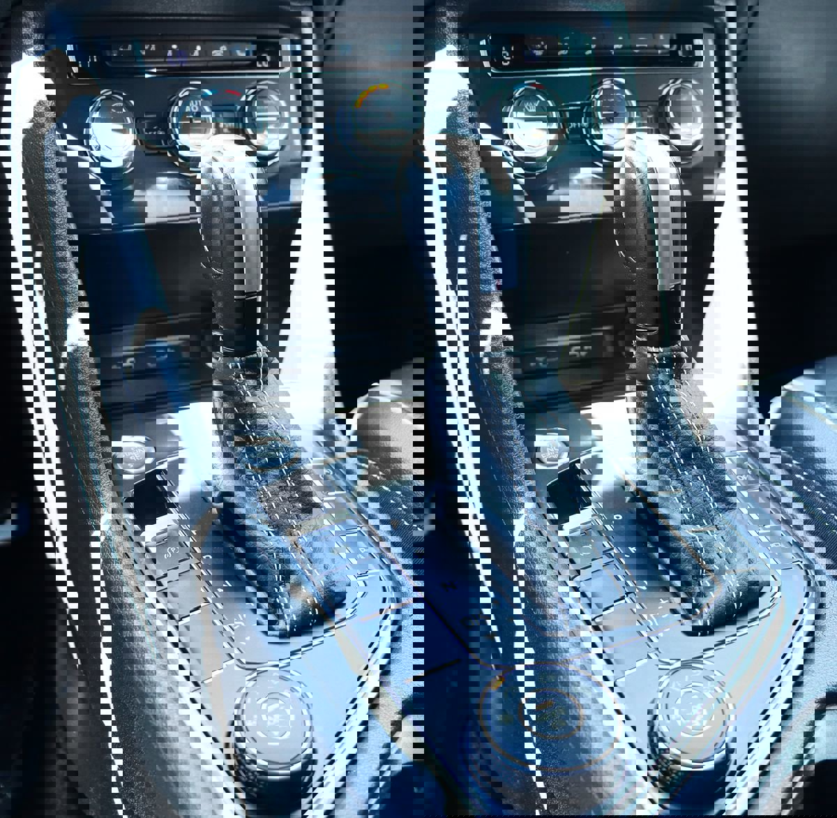 Used 2021 Volkswagen Tiguan SEL Premium R-Line image 58