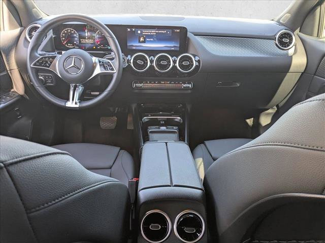 Used 2025 Mercedes-Benz GLA 250 image 18