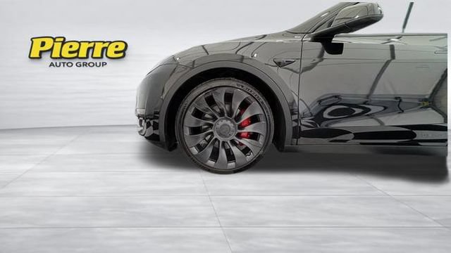 Used 2022 Tesla Model Y Performance AWD/4WD image 11