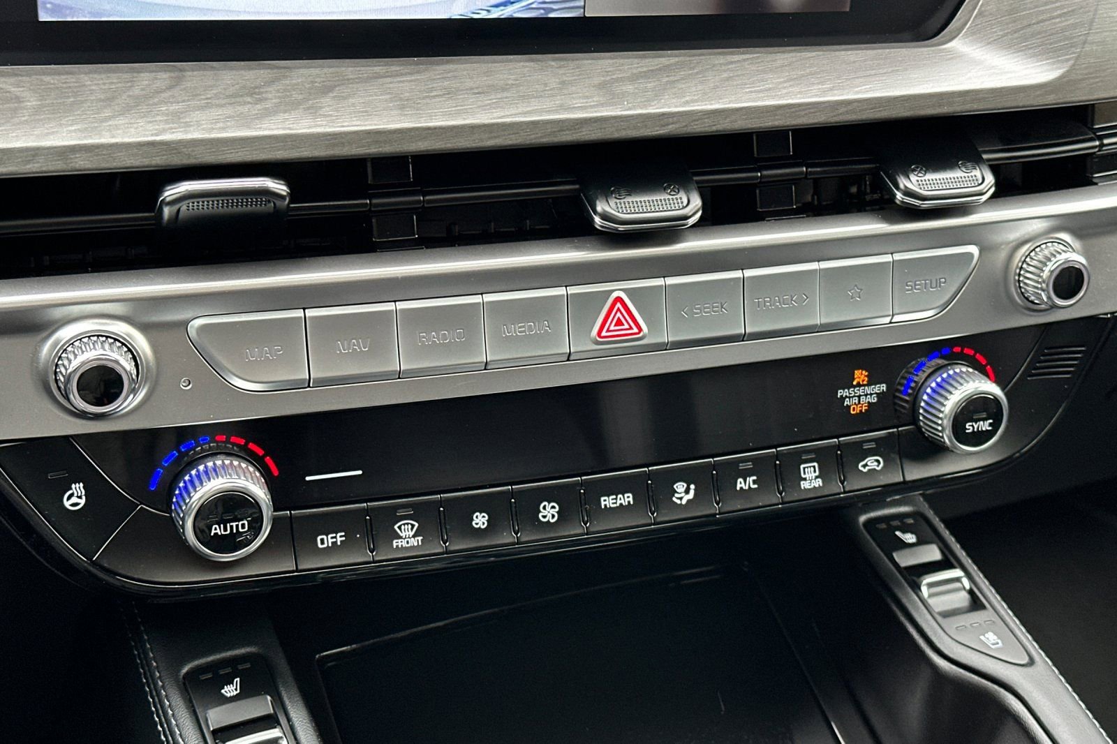 Used 2024 Kia Telluride EX X-Line image 20