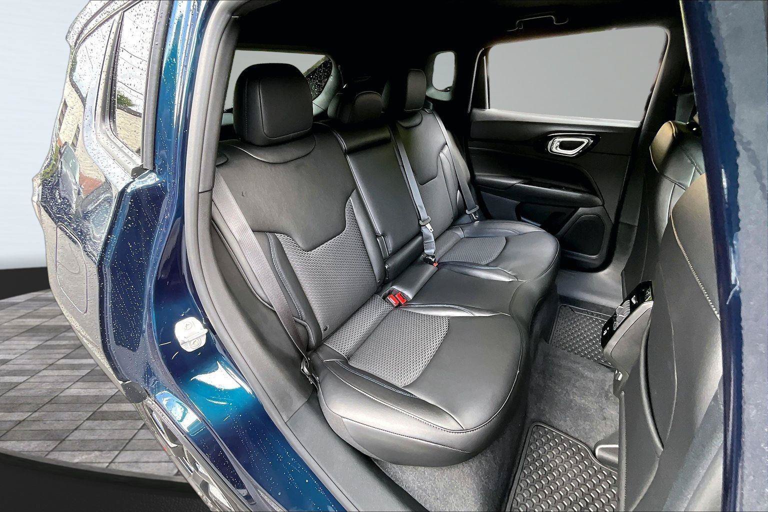 New 2026 Jeep Compass Latitude AWD/4WD image 10