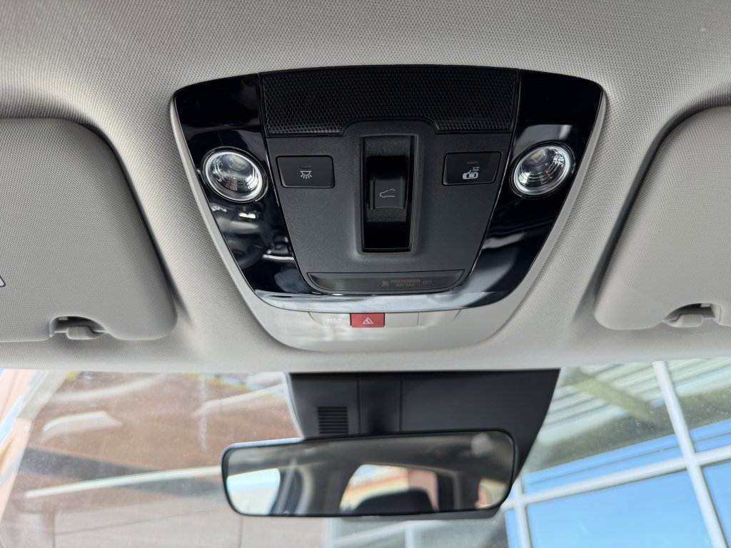 Used 2026 Kia Sportage EX w/ EX Panorama Roof Package FWD image 24