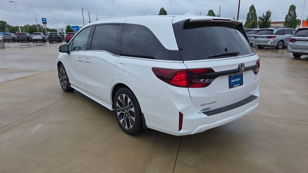 New 2026 Honda Odyssey Elite image 3