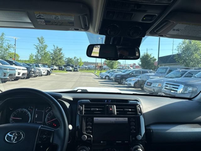 Used 2021 Toyota 4Runner TRD Off-Road Premium AWD/4WD image 21