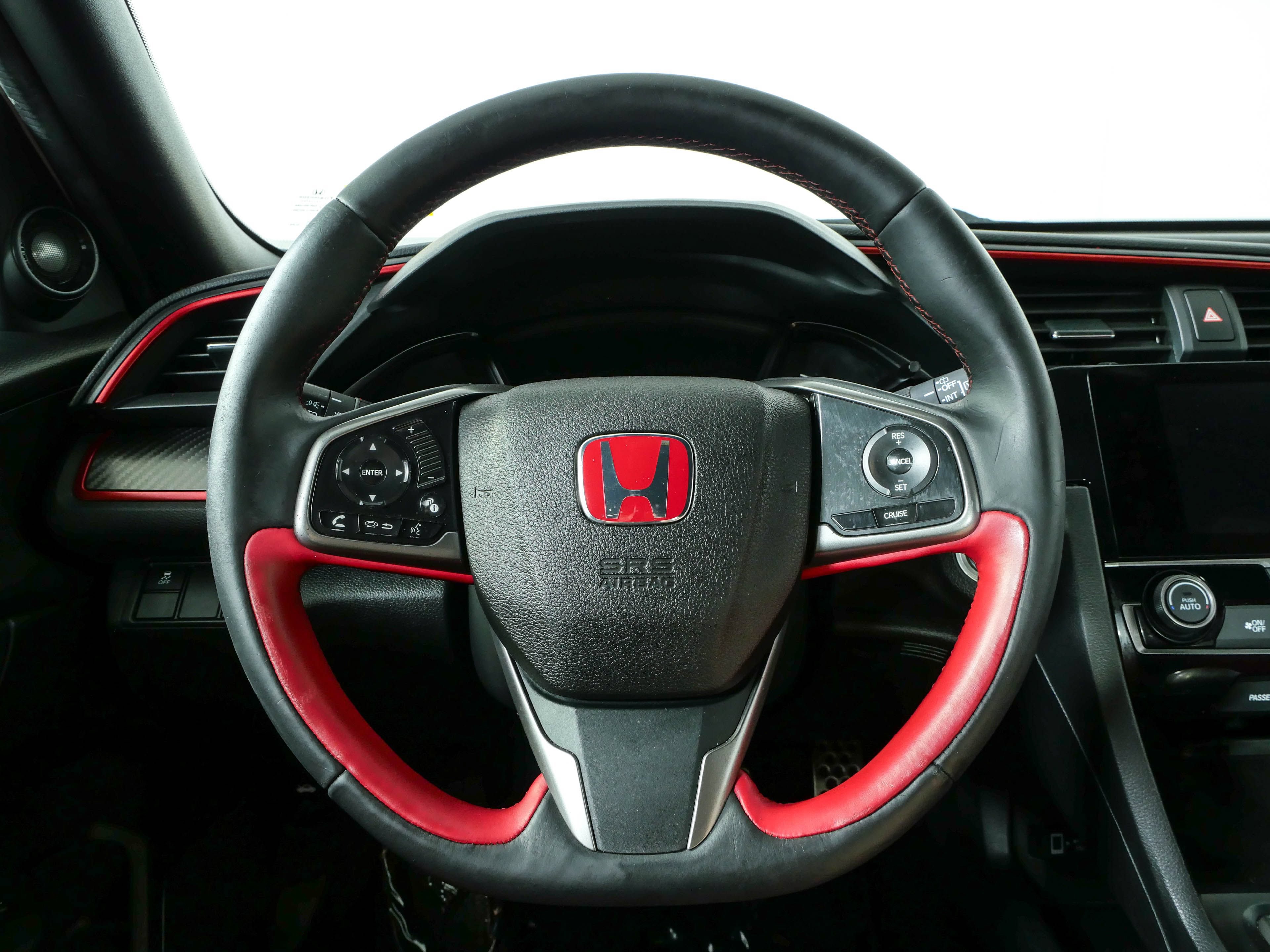 Used 2017 Honda Civic Type R image 9
