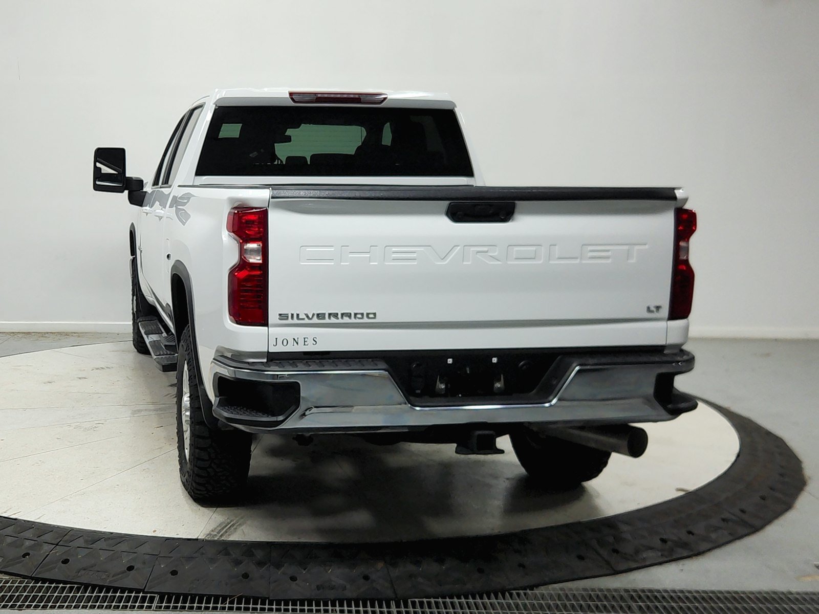 Used 2025 Chevrolet Silverado 2500 LT AWD/4WD image 7