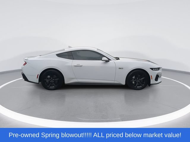 Used 2024 Ford Mustang GT RWD image 9
