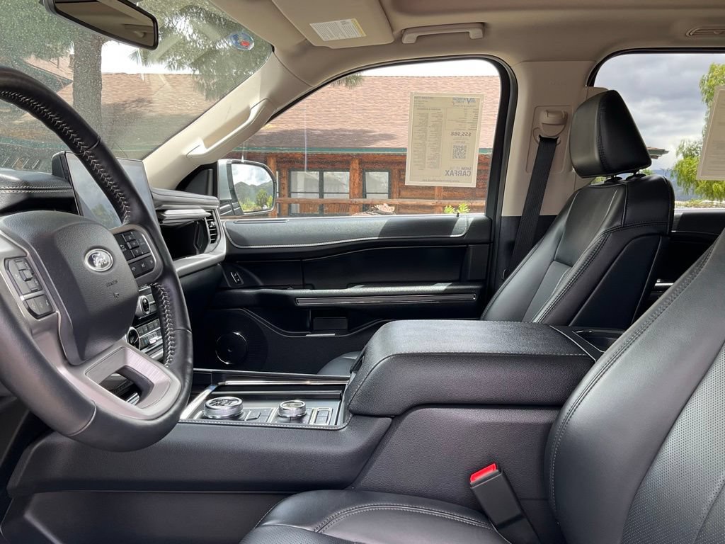 Used 2024 Ford Expedition Max XLT AWD/4WD image 46