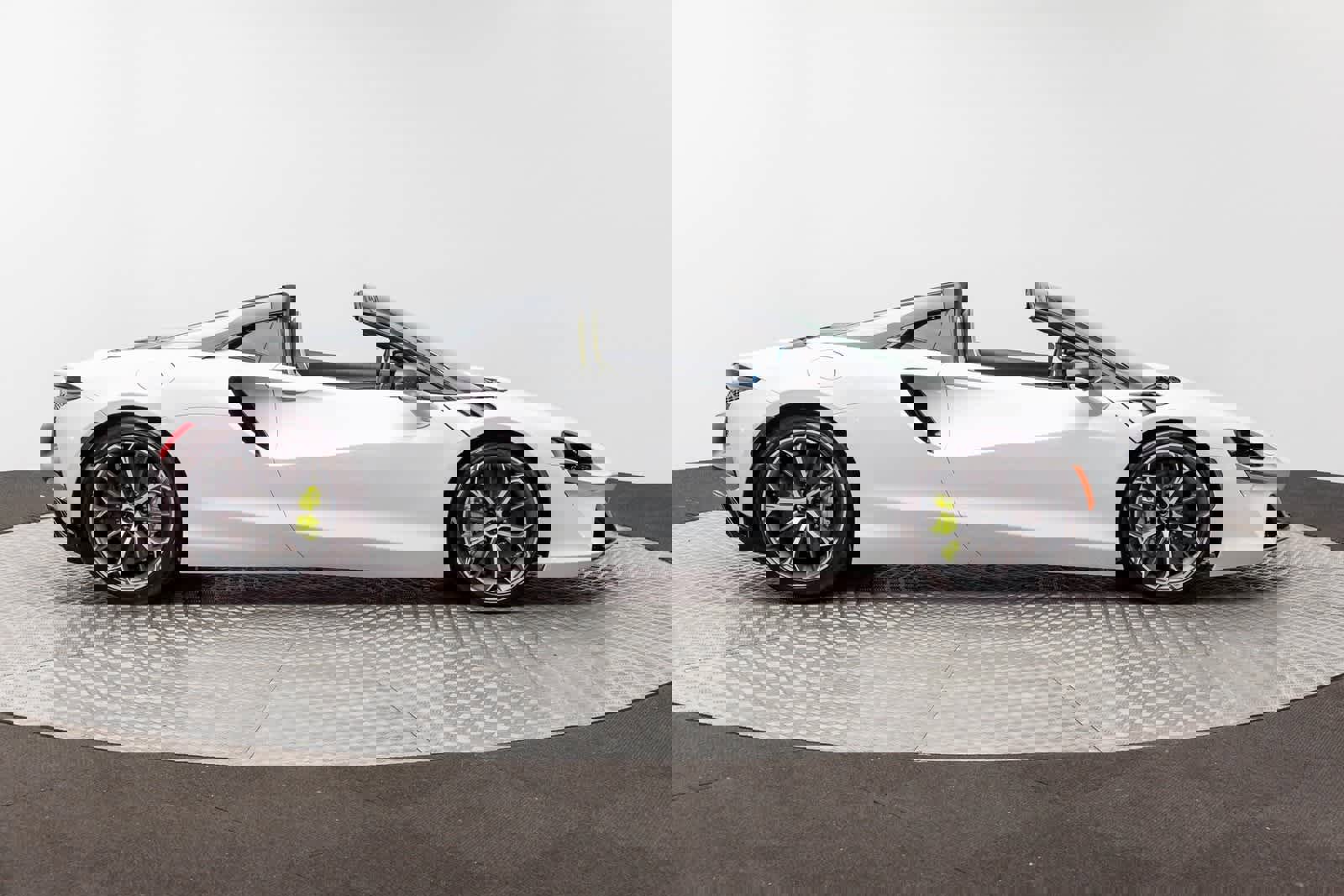 New 2026 McLaren Artura image 46