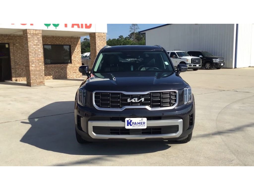 Used 2025 Kia Telluride S image 4