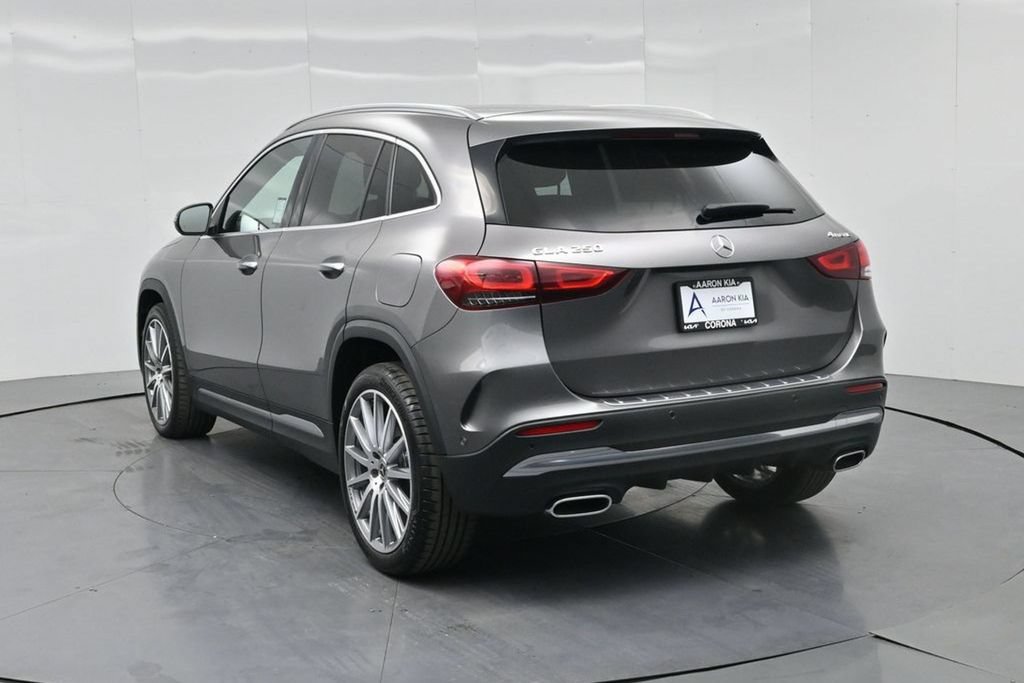 Used 2022 Mercedes-Benz GLA 250 4MATIC image 5