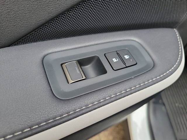 New 2026 Lexus TX 500h AWD image 15