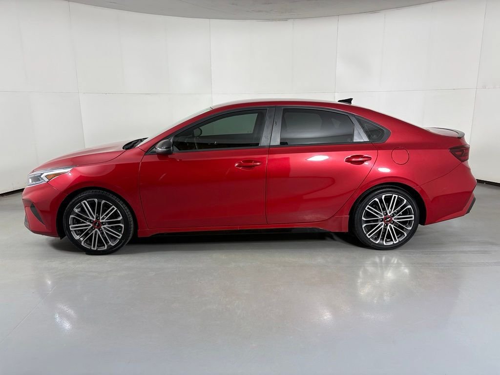 Used 2022 Kia Forte GT w/ GT Technology Package FWD image 5