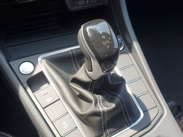 New 2026 Volkswagen Jetta SE FWD image 30