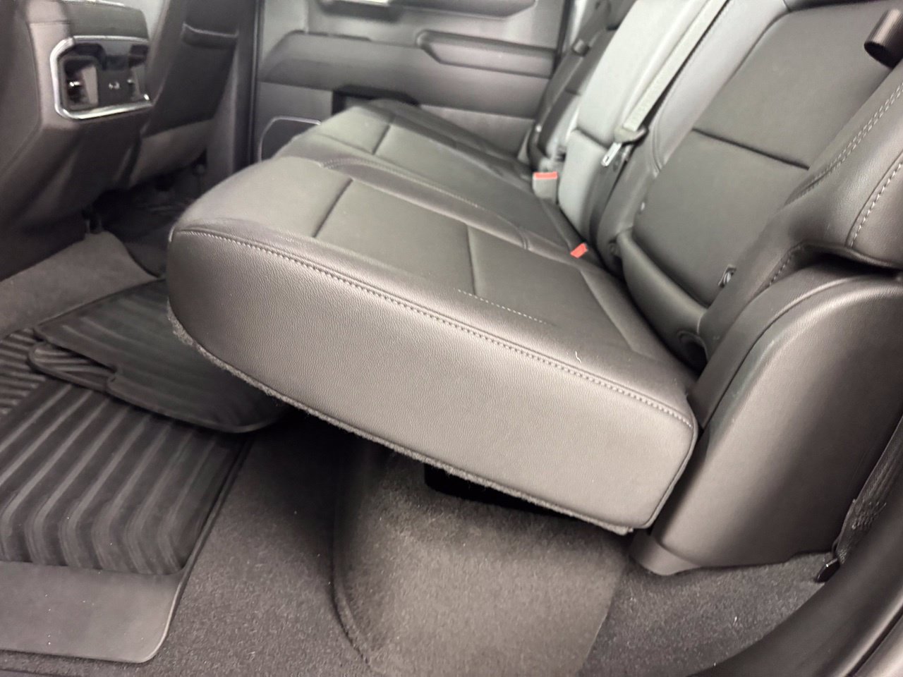 Used 2022 GMC Sierra 1500 Elevation w/ Elevation Premium Package AWD/4WD image 31