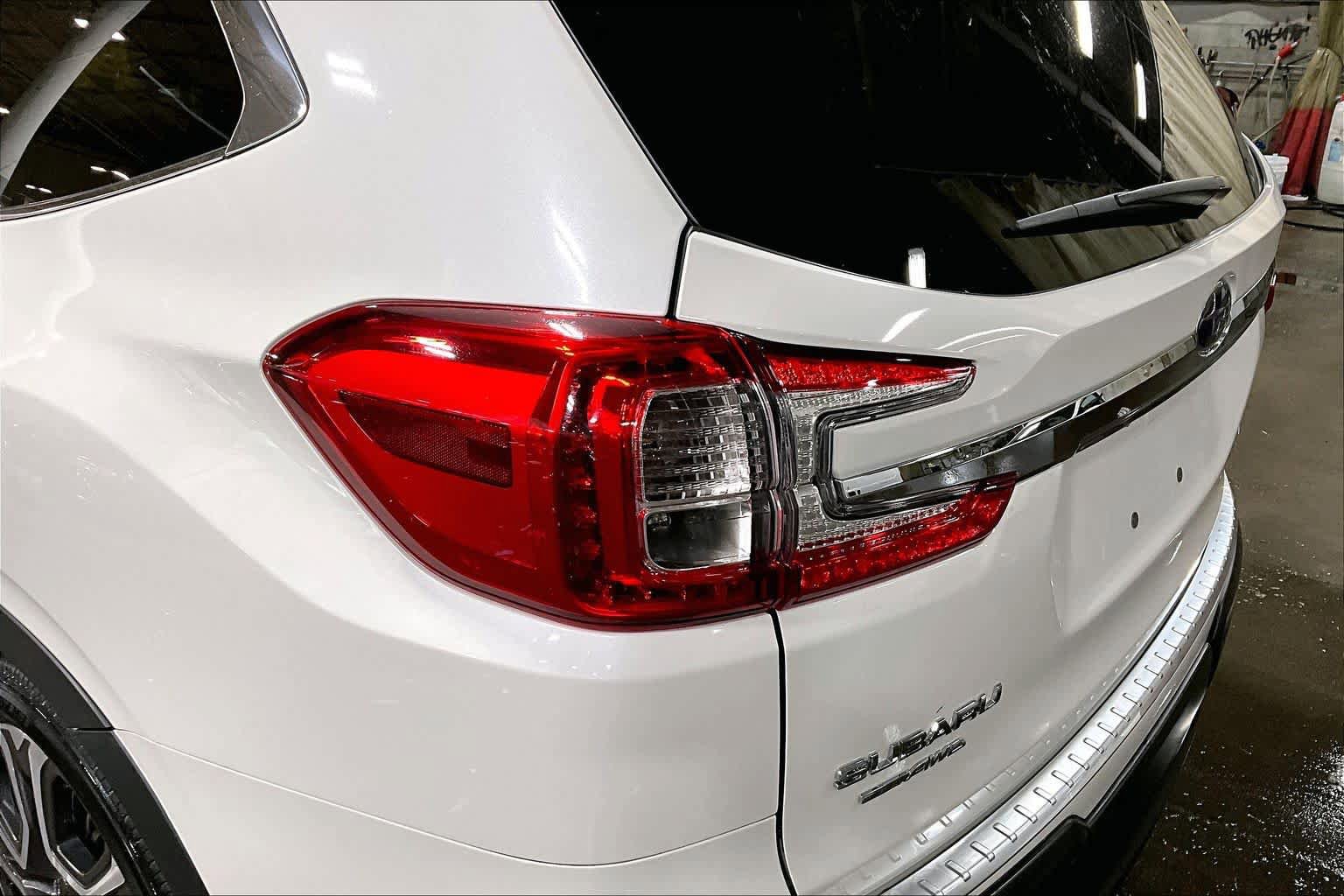 Used 2023 Subaru Ascent Limited w/ Technology Package AWD/4WD image 29