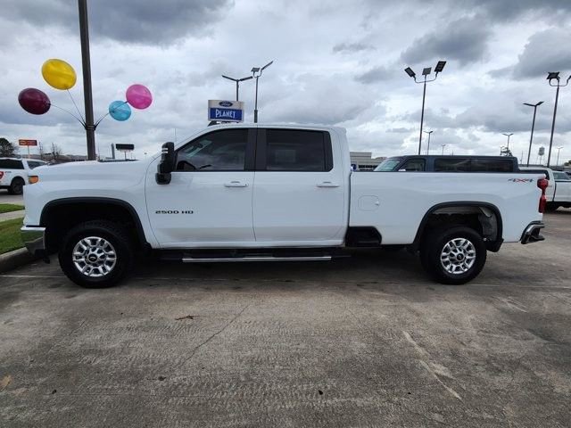 Used 2025 Chevrolet Silverado 2500 LT w/ Convenience Package image 4