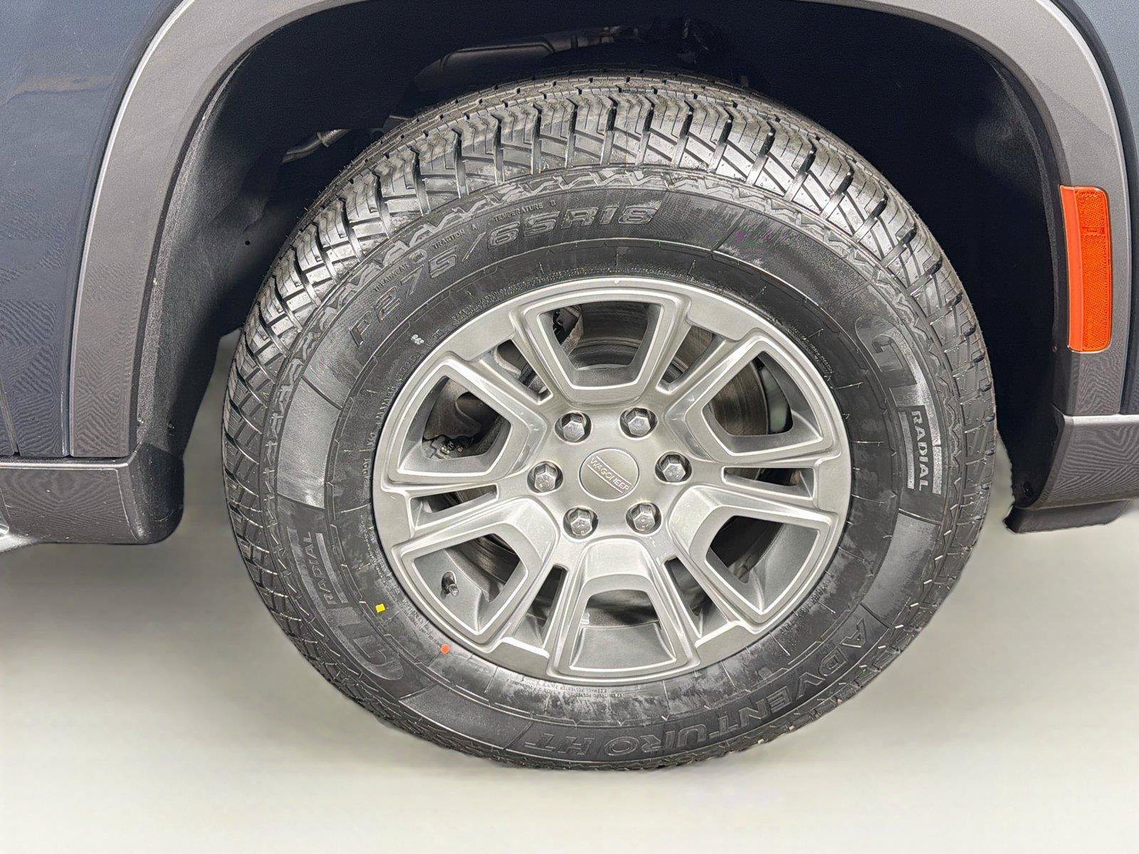 Used 2022 Jeep Wagoneer Series I AWD/4WD image 37