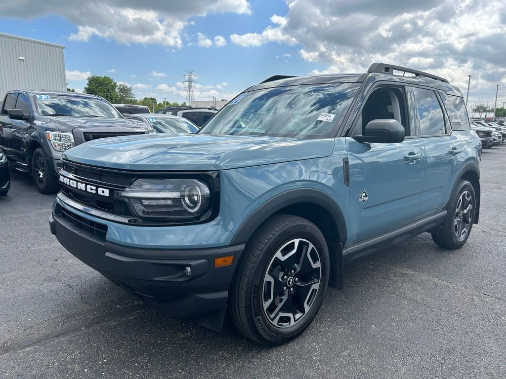 Used 2022 Ford Bronco Sport Outer Banks w/ Tech Package AWD/4WD image 4
