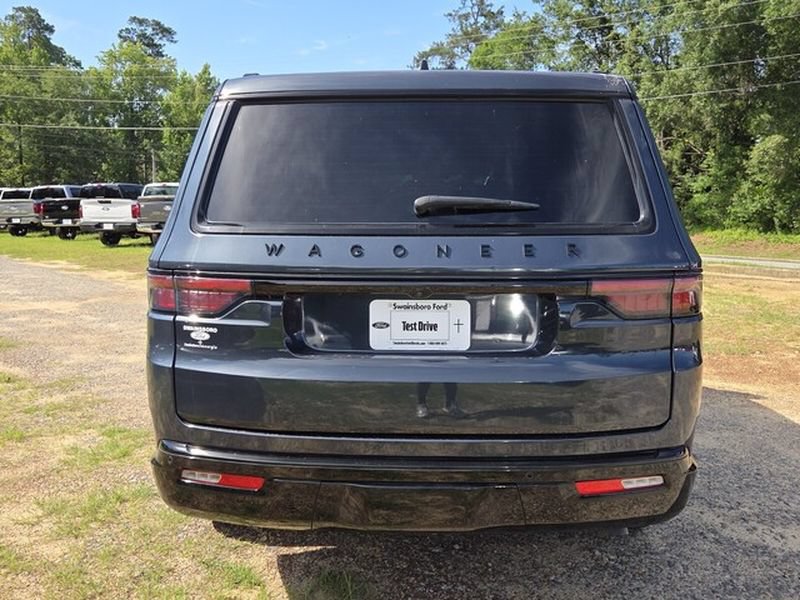 Used 2025 Jeep Wagoneer Series II w/ Premium Group I RWD image 13