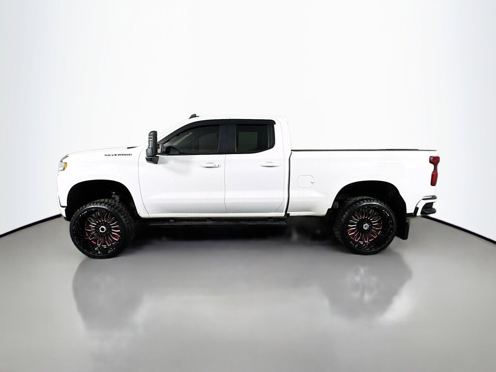 Used 2020 Chevrolet Silverado 1500 RST image 2