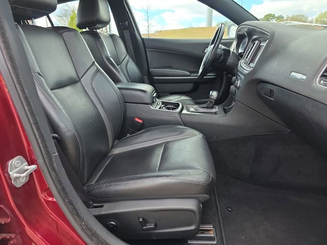 Used 2020 Dodge Charger SXT w/ Leather Interior Group image 18