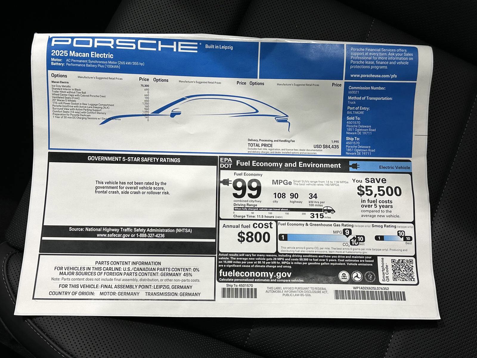 Certified 2025 Porsche Macan Electric image 52