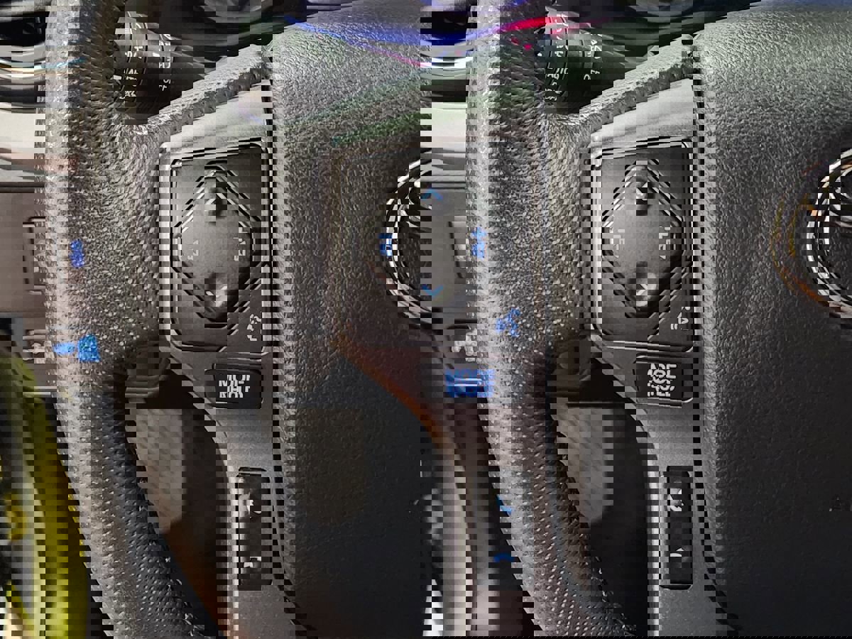 Used 2023 Toyota Tacoma TRD Off-Road image 48