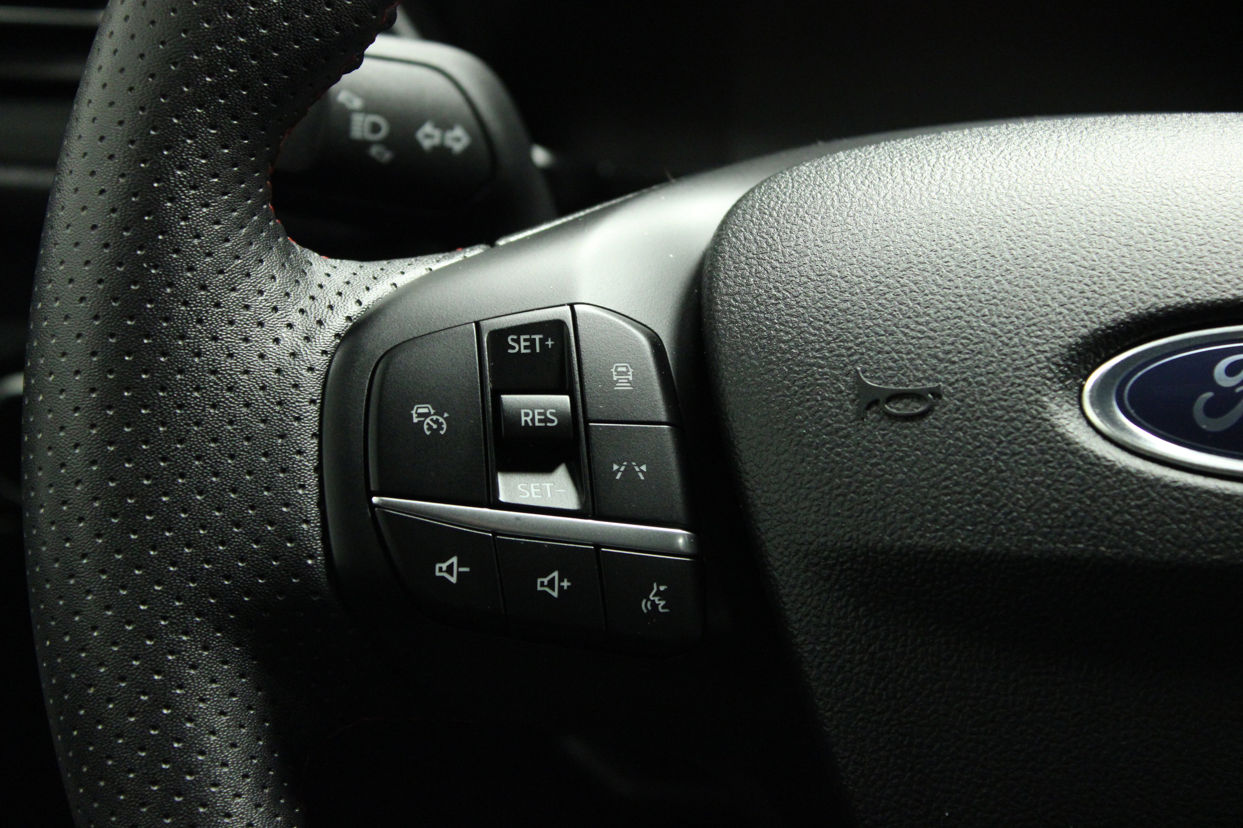 Used 2024 Ford Escape ST-Line w/ Tech Pack #1 image 22