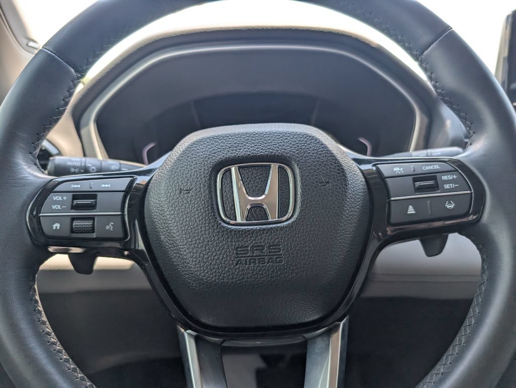 Used 2025 Honda Pilot Touring image 21