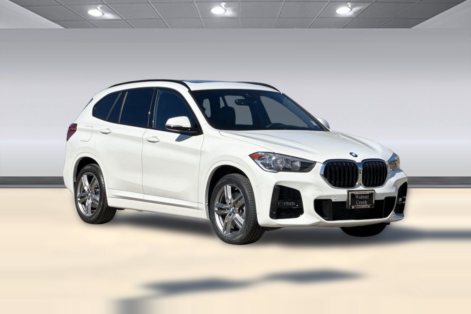 Used 2021 BMW X1 sDrive28i w/ M Sport Package FWD image 6