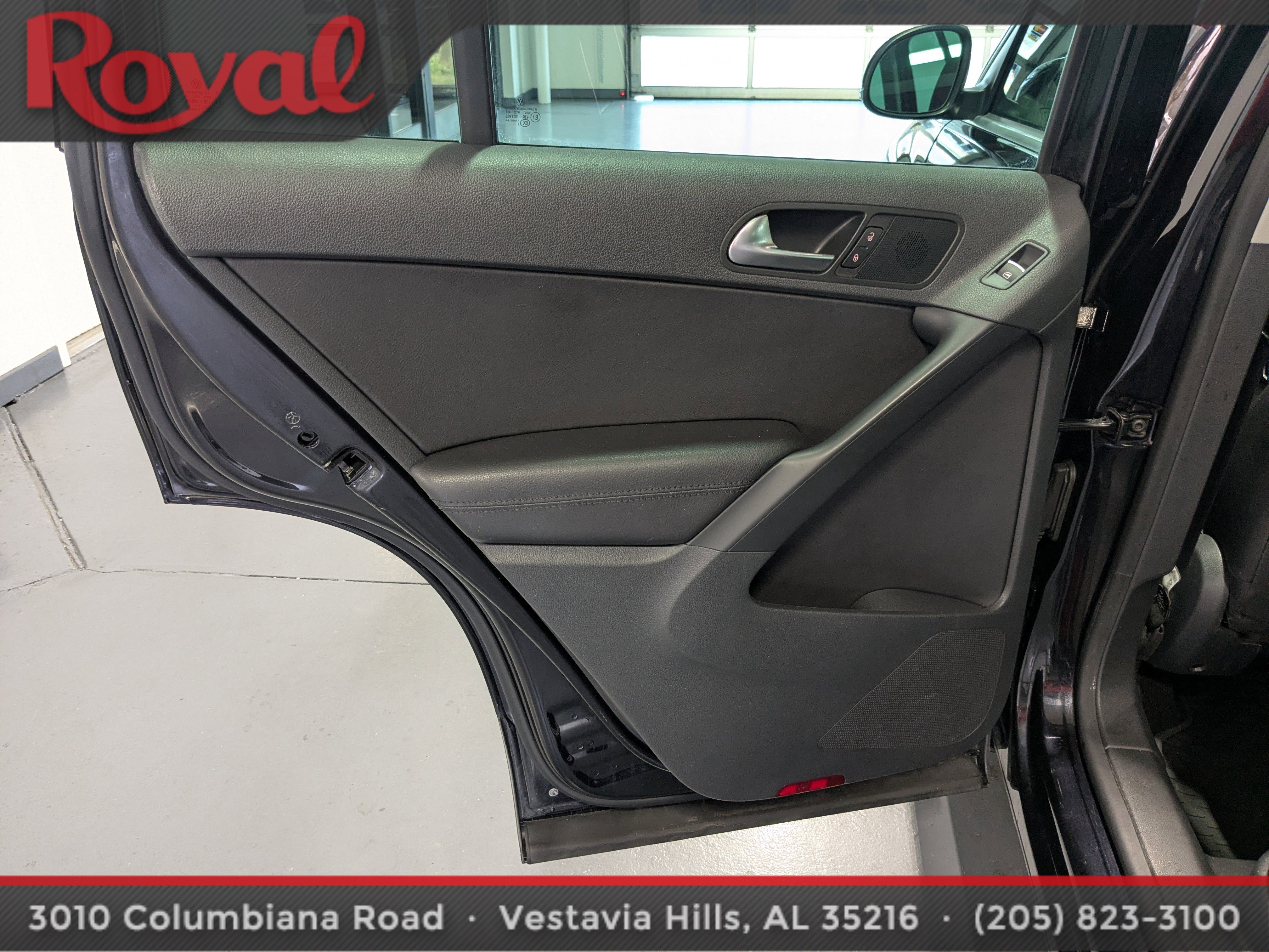 Used 2016 Volkswagen Tiguan SE image 13